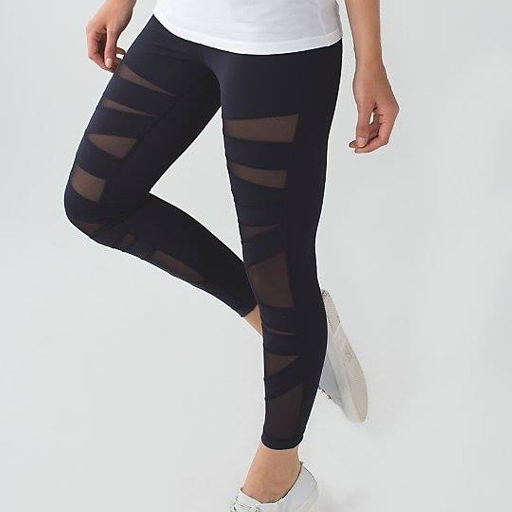 Lululemon Highest Times Pant Naval Blue Navy Black Mesh Wanderlust Wunder 4 NWT